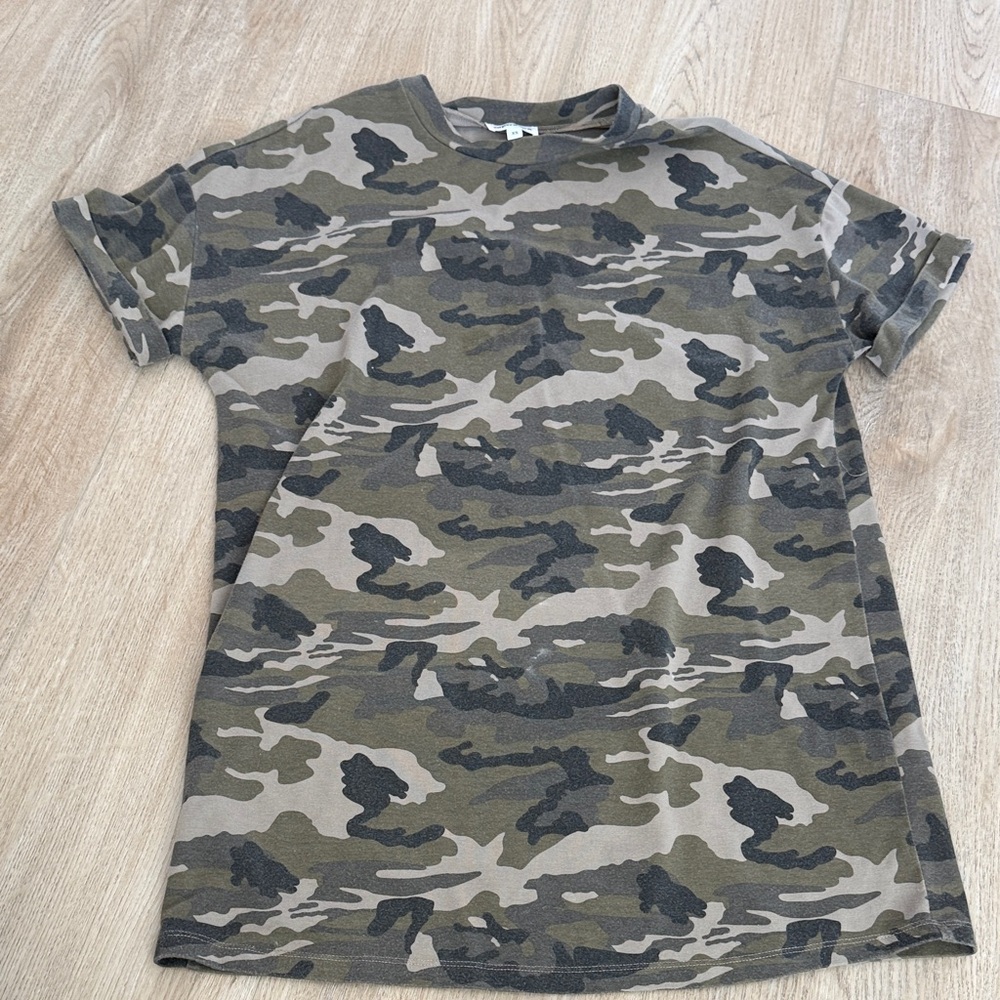 Superdown Camouflage Tee